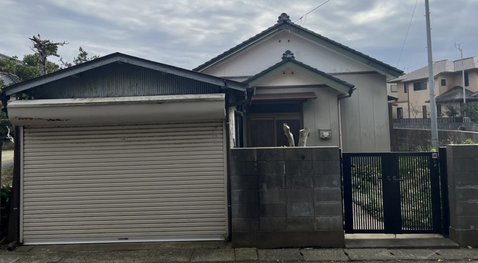 銚子市春日町_木造瓦葺戸建て