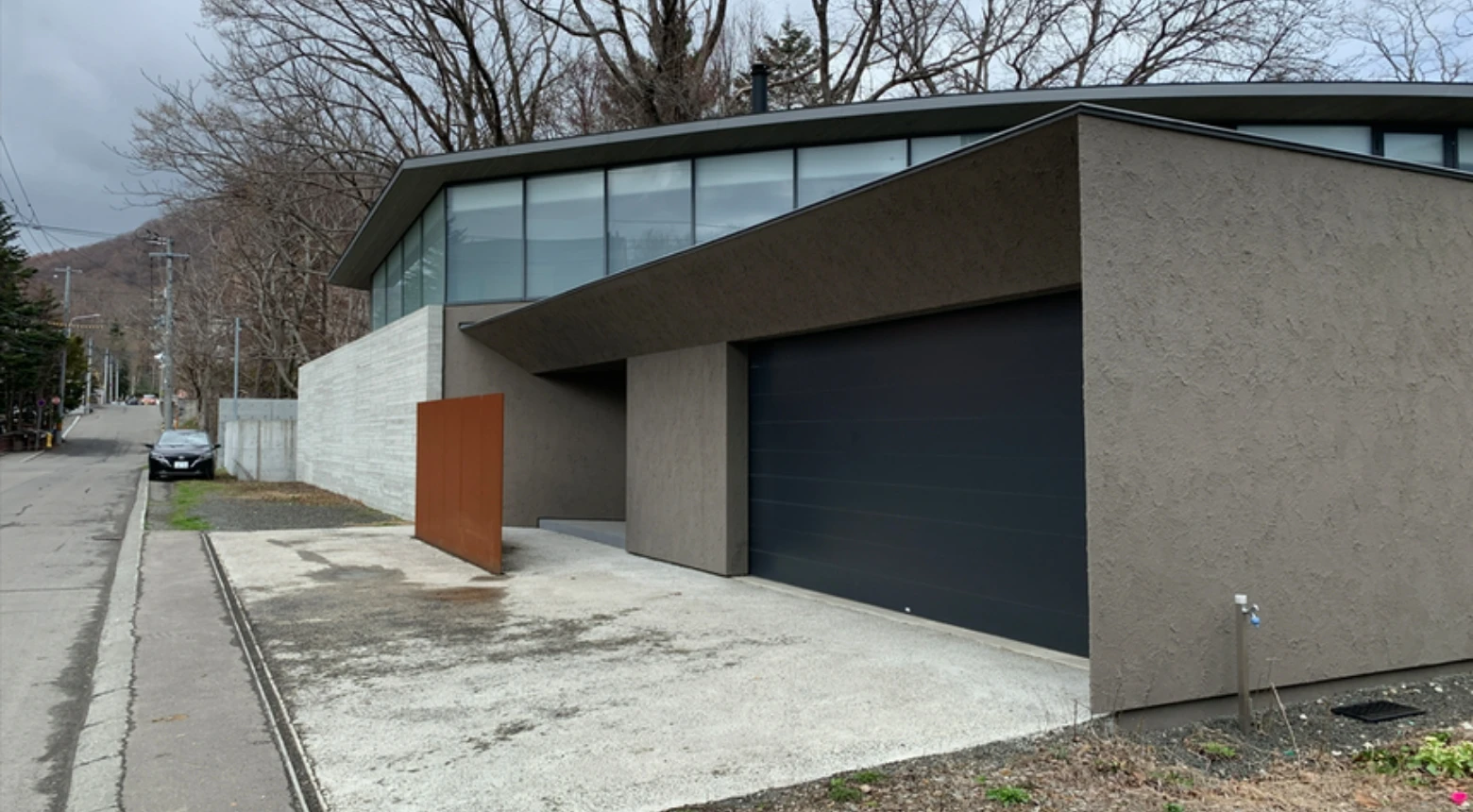 札幌市中央区円山西町_2階建（ロフト)